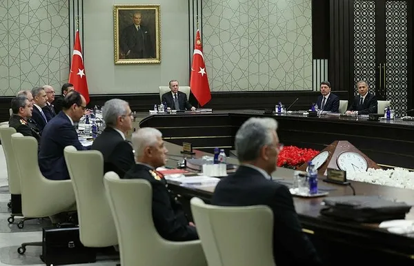 yilin-ilk-mgksi-toplandi-gozler-baskan-erdoganda-terorle-mucadele-masada-1706192924916.jpeg Yılın ilk MGK toplantısında terörle mücadele vurgusu! Yazılı açıklama geldi! Sınırlarımıza yaklaşamayacaklar... - 4