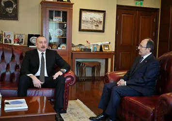 Aliyev'den "iki devlet tek millet" hamlesi: Gerekirse getirir tedavi ederiz