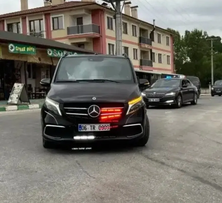 tutuklu-eski-usak-belediye-baskani-ozkan-yalimdan-ek-ifade-itiraf-zinciri-genisliyor-mu-5-saatlik-beyan-1778644041787.jpeg Tutuklu eski Uşak Belediye Başkanı Özkan Yalım'dan 5 saatlik ek ifade: Özgür Özel'den mavi valiz talimatı - 1
