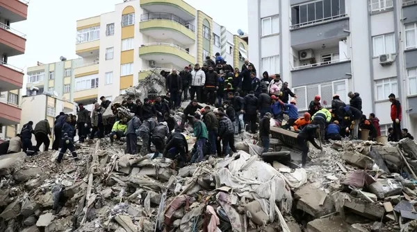 1677868062938.jpg Türkiye'deki depremler hakkında çarpıcı rapor! En çok yıkım nedeni ortaya çıktı! Yıkılan binalar tek tek incelendi... - 6