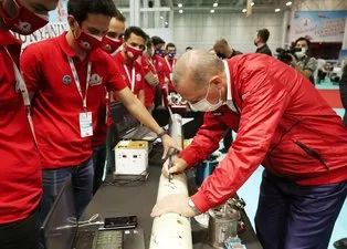 Başkan Erdoğan TEKNOFEST'te! Geleceğin savunma teknolojilerine imzasını attı