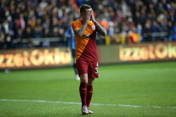 galatasarayda-flas-ayrilik-kapa-bildirildi-1661626177771.jpg Galatasaray'da flaş ayrılık: KAP'a bildirildi - 3