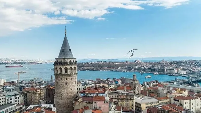 İstanbul'da turist yoğunluğu! Haziranda otellerin yüzde 80'i dolacak - 2