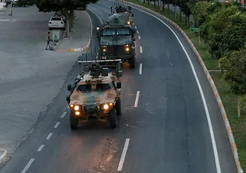 Suriye sınırına sevkiyatlar sürüyor
