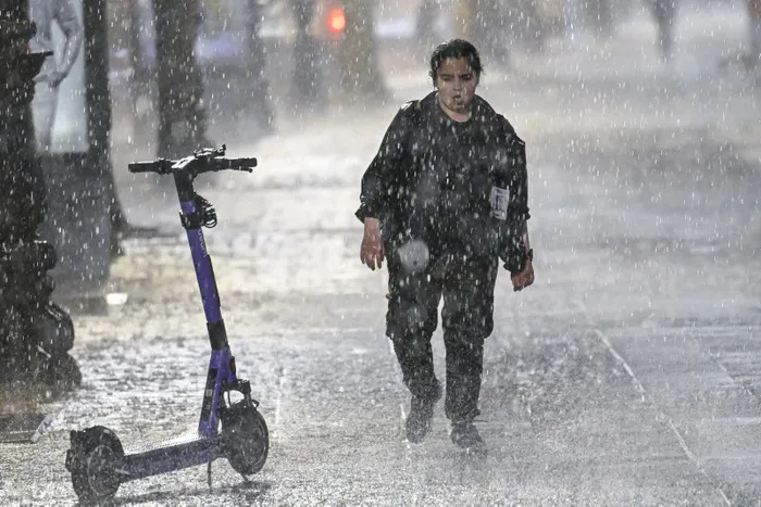 Meteoroloji hava durumu | İstanbul'da sağanak yağış başladı! Ne kadar sürecek? - 9