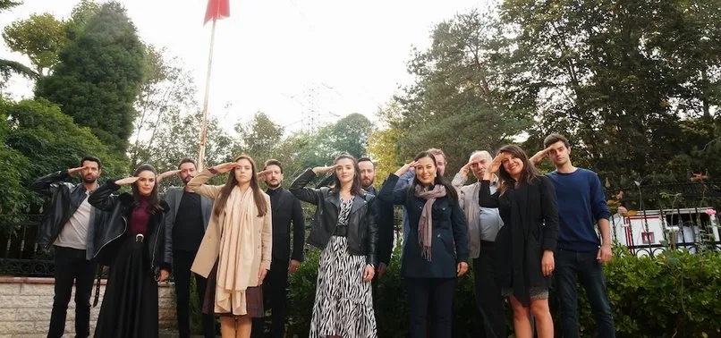 Kimse Bilmez oyuncularından Mehmetçik'e destek!