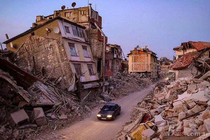 Depremde yakınlarını kaybeden Didem Uzel: Acısı sızısı şoku bitmiyor