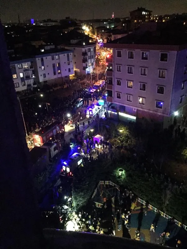 İstanbul'da askeri helikopter düştü