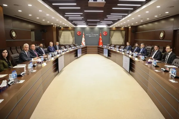 Son dakika: Hazine ve Maliye Bakanı Nureddin Nebati, KKTC’li mevkidaşı Sunat Atun ile görüştü