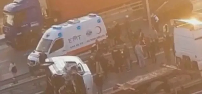 Son dakika... İstanbul’da servis kazası: Çok sayıda yaralı var