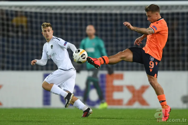 Ünal Karaman'dan flaş karar! İşte Medipol Başakşehir Trabzonspor maçı ilk 11'leri... 16