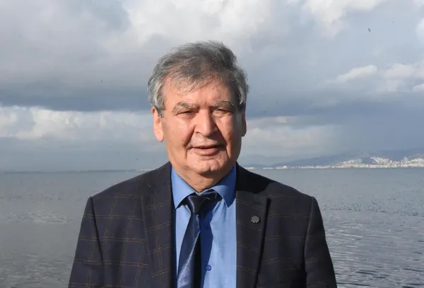 izmiri-bekleyen-tehlike-uzman-isimden-flas-aciklama-henuz-kuraklik-gormedik-fakat-az-kaldi-1609829172730.jpg İzmir'i bekleyen tehlike! Uzman isimden flaş açıklama: Henüz kuraklık görmedik fakat az kaldı