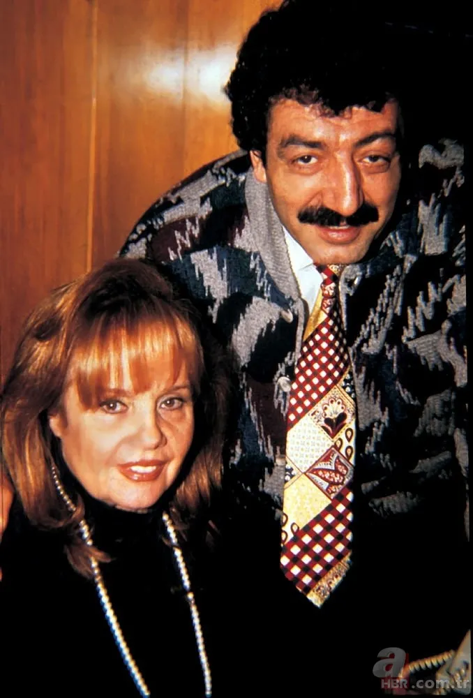 Bensu Soral ile Hande Soral kardeşlerin eşleriyle tanışma hikayesi... 4