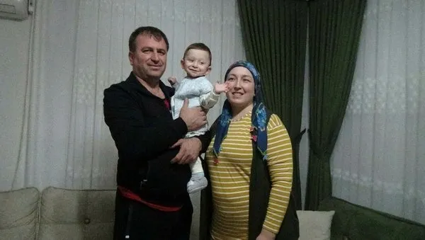 Dünyanın ilk rahim nakli ile doğan Ömer Özkan 20 aylık oldu! Anne Derya Sert konuştu - 2