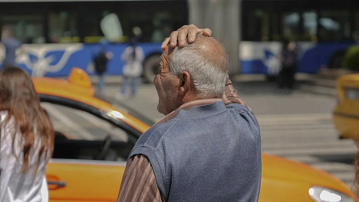 Termometreler 45 dereceyi gösterecek 🌡️ Kavurucu sıcaklar geliyor | Bayramda hava nasıl olacak? 🌞
