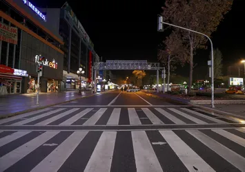 Ankara'da akılalmaz olay! Kısıtlamaları 'halay çekerek' deldiler