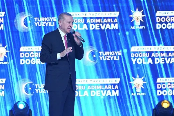 AK Parti startı Doğru zaman doğru adam sloganıyla verdi! Başkan Erdoğan seçim beyannamesini açıkladı