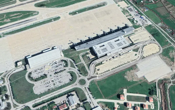 İstanbul Havalimanı uçuş sayısıyla Avrupa'nın zirvesinde - 1