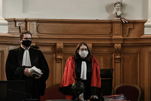 1607162113282.jpg 300'den fazla çocuğa cinsel istismarda bulundu! Sapık cerrah Joel Le Scouarnec ifadesiyle kan dondurdu - 4