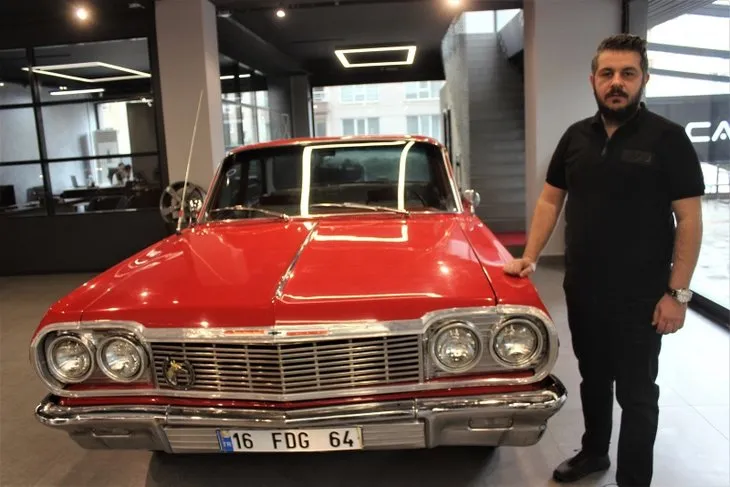 İl il gezerek dedesinin otomobilini 45 yıl sonra bulup satın aldı