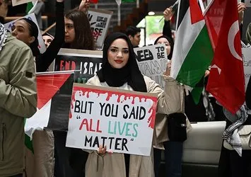 Türkiye’deki üniversitelerden katil İsrail’e protesto
