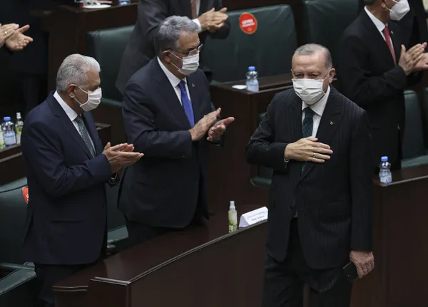 Son dakika... Başkan Erdoğan'dan CHP'ye sert tepki: Parti teşkilatındaki tacizleri görmezden gelenlerin millete hizmet gibi bir davası olmaz - 1