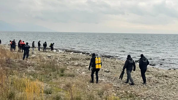 kayip-kardeslerden-kahreden-haber-iznik-golunde-cesetleri-bulu-1637325205908.jpg Kayıp kardeşlerden kahreden haber! İznik Gölü’nde cesetleri bulu - 4