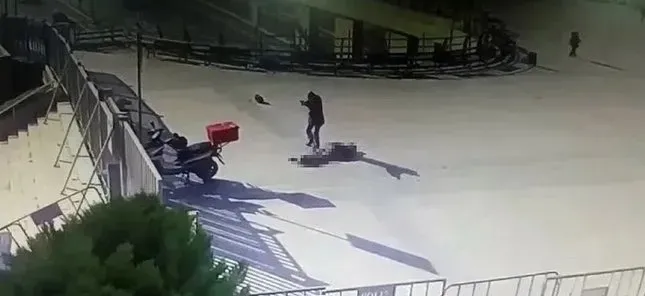 dhkp-cden-yargi-mensuplarina-tehdit-kefen-giyeceksiniz-1708789778334.jpg DHKP-C’den yargı mensuplarına tehdit: Kefen giyeceksiniz! Adliye saldırısının perde arkası - 1