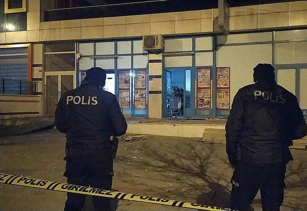 Arnavutköy'de bir markete el yapımı patlayıcı atıldı - 1