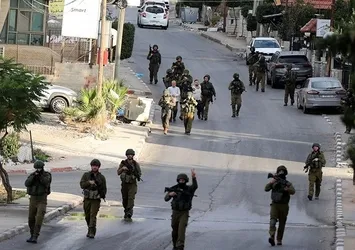 İsrail'den Batı Şeria'ya baskın