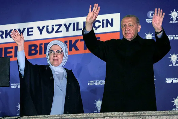 baskan-recep-tayyip-erdogandan-secimler-sonrasi-flas-aciklamalar-secim-sonuclari-neyi-isaret-ediyor-28-mayisin-1684260408951.jpg
