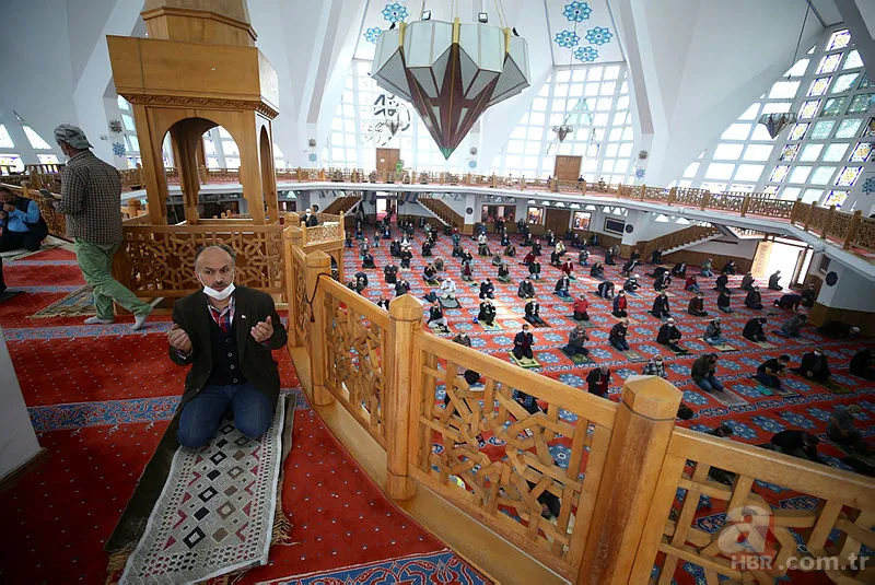 Diyanet son dakika: 30 Nisan Cuma namazı var mı? Tam kapanmada camilerde Cuma namazı kılınacak mı, yasak mı? 19