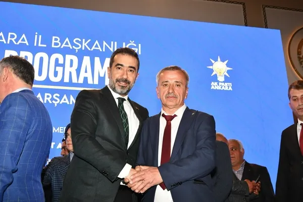 Yeniden Refah Partisi’nde yaprak dökümü! 21 isim istifa ederek AK Parti’ye katıldı | AK Parti Genel Sekreteri Şahin’den açıklama: Necmettin Erbakan’ın hayallerini gerçekleştiren Erdoğan’ın yanında saf tuttular