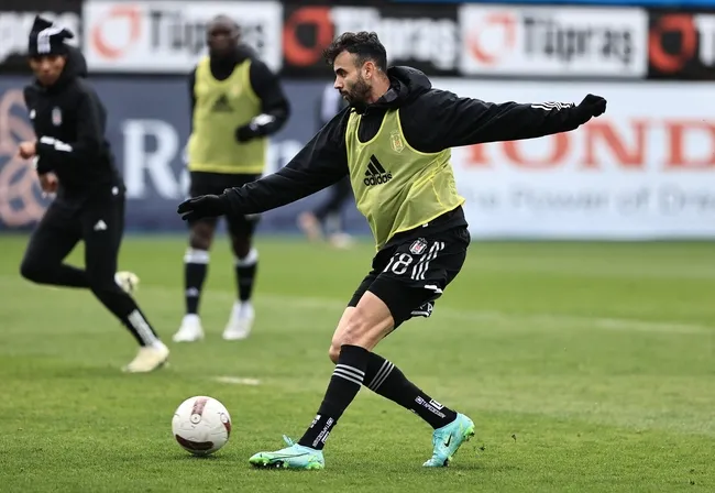 besiktas-rams-basaksehir-maci-hazirliklarini-surdurdu-1711478147869.jpg Beşiktaş, RAMS Başakşehir maçı hazırlıklarını sürdürdü