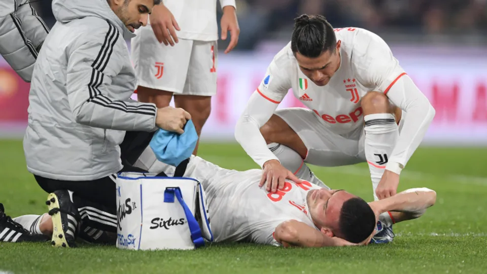 Merih Demiral'in sahalara ne zaman döneceği açıklandı