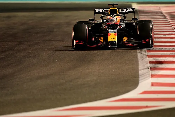 formula-1-canli-izleme-yollari-formula-1-abu-dhabi-gp-hangi-kanalda-1639311624123.jpg Formula 1 canlı izleme yolları! Formula 1 Abu Dhabi GP hangi kanalda? - 1