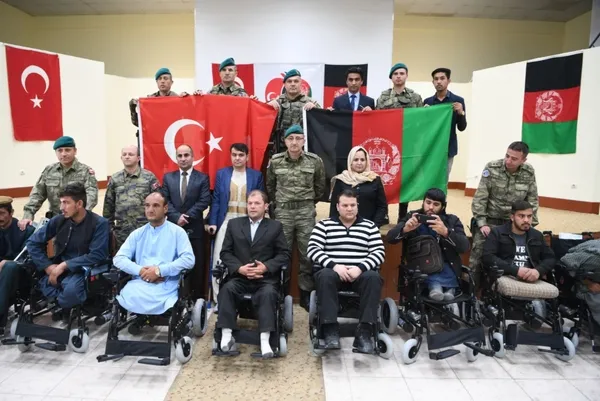 "Türkiye neden Afganistan’da?" sorusunun yanıtı! MSB fotoğrafları paylaştı - 5