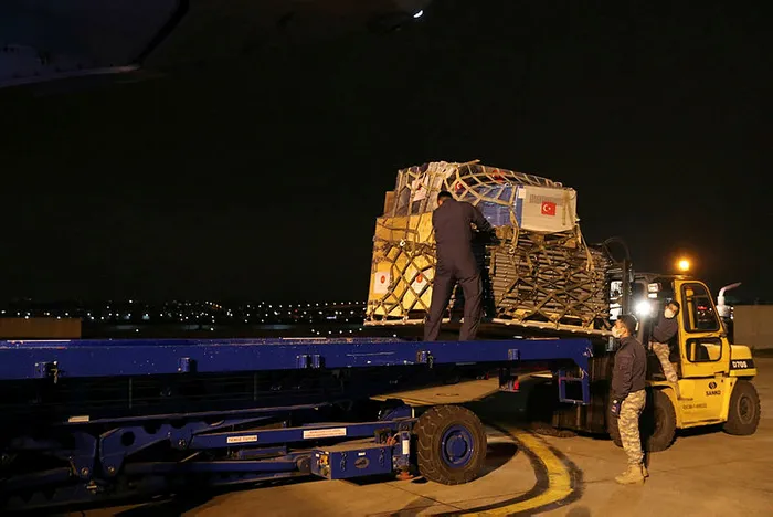 Türkiye’den Arakanlı Rohingyalara ikinci yardım uçağı