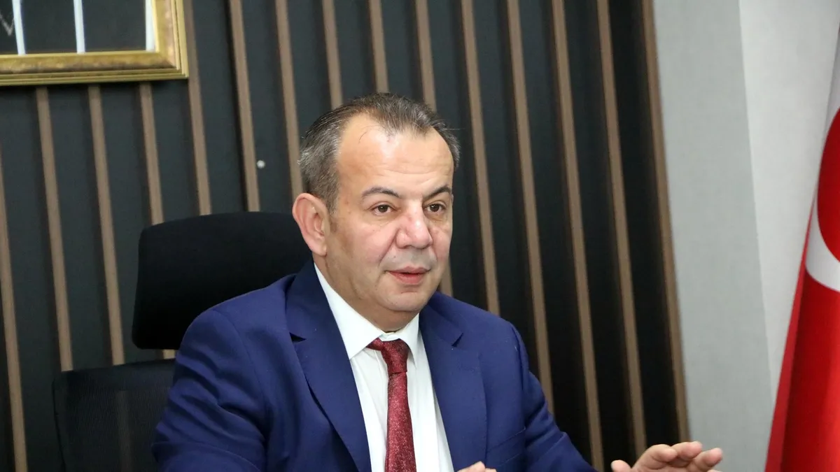 Tanju Özcan'ın yattaki eğlence görüntülerinde büyük şüphe: Şantaj mı yasak aşk mı?