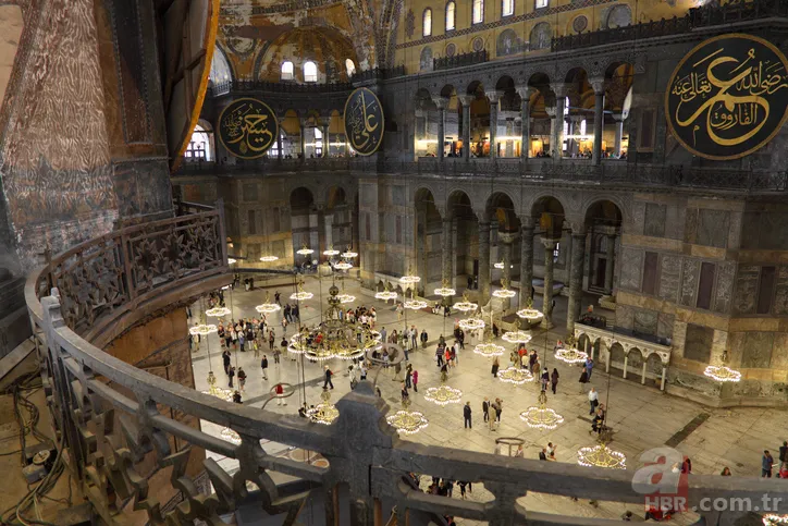 Ayasofya fotoğrafları! Ayasofya tarihi nedir? Ayasofya ne zaman müze oldu? Ayasofya'yı kim yaptı? 5