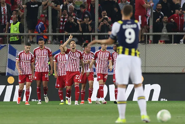 Tur İstanbul’a kaldı! Fenerbahçe Atina’da Olympiakos’a mağlup oldu