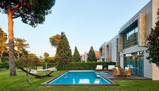 Koronavirüs sonrası Bodrum’da fiyatlar uçtu! 2 milyona kiralık villa