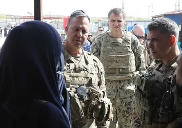 ABD ve İsrail alarm verdi! ABD'li komutan apar topar bölgeye geldi: İran yarın saldıracak