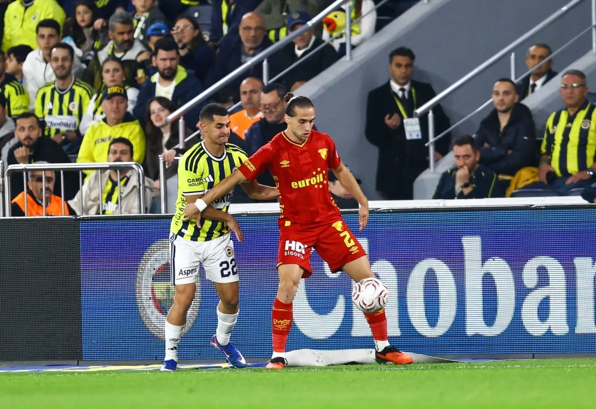 CANLI Fenerbahçe'de Dirk Kuyt dönemi: Kadıköy'de Göztepe'ye karşı tek hedef 3 puan - 3