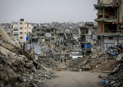 İsrail işgal güçlerinden Gazze'de yıkım