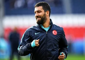 Arda Turan'dan Oğuzhan Özyakup'a övgü dolu sözler