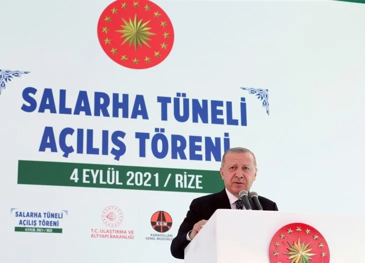 Başkan Recep Tayyip Erdoğan'a Rize'de sevgi seli! Çocuklardan 'Tayyip Dede' sloganları