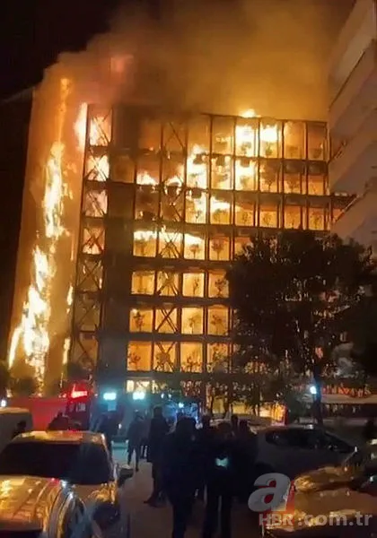 İzmir'de 8 katlı binada büyük yangın! 7 saatin ardından kontrol altına alındı 9