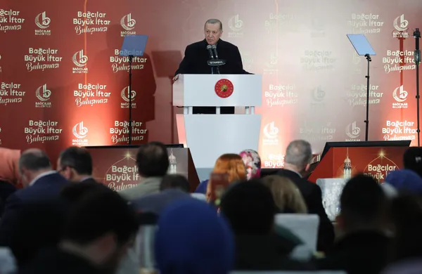 Son dakika | Bağcılar'da iftar buluşması! Başkan Erdoğan'dan önemli açıklamalar - 6