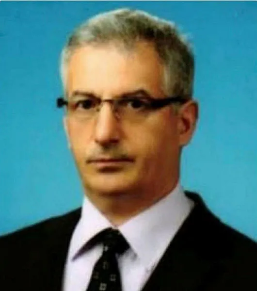 Koronavirüs tedavisi gören profesör Yunus Taş hayatını kaybetti